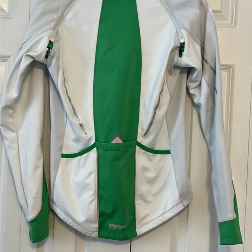 Women’s Gore Wind-stopper soft shell jacket size smalll - Picture 2 of 5